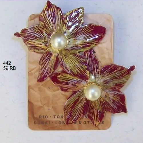 Brinco esmaltado flor 50mm roxo rajado de dourado miolo p�rola 1 par