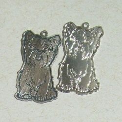 pingente estampa de bichos c�o yorkshire 32x18mm 02 pe�as 01 prata e 01 prata velha escovado