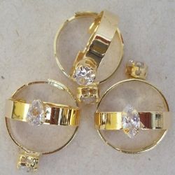 anel com pedra de zirc�nia cristal