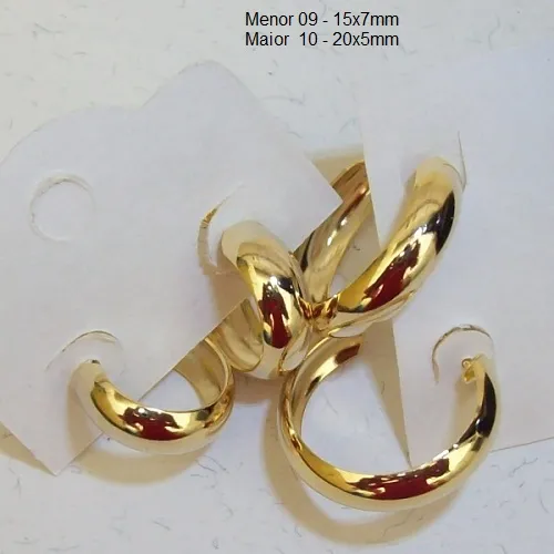 brinco em abs argola lisa dourada 15x7mm com pino e tarraxa. 1 par