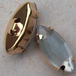 engrampado para costura dourado com pedra navete 15x7mm 2 furos cristal AB. 20 pe�as.