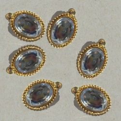 caixa pingente com pedra oval 14x10mm cristal dourada borda pontilhada 01 pe�a
