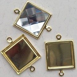 caixa pingente metal com argola quadrada 14mm interno dourada com 2 argolas 4 pe�as