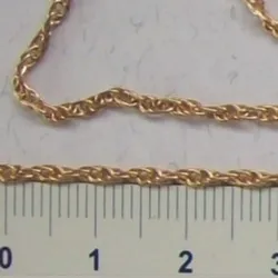 corrente lat�o para bijuterias cord�o fino 0,40mm para bijuteria. 10 metros bruto sem banho.