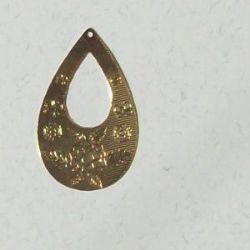 estamparia em metal bijuterias 1138 Gota 48X21mm Banho dourado  - Pacote com 02 unidades.