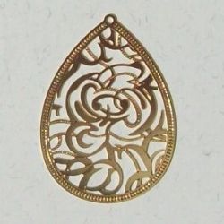 estamparia em metal bijuterias 1588 gota 44X36mm, Banho dourado  - Pacote com 01 unidade.