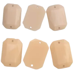 chaton para costura com furos retangular  octogonal 18X25mm bege leitoso 10 pe�as