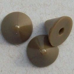 chaton rebite cal�ado e confec��o cone 10x08mm cor 216 argila. 50 pe�as.